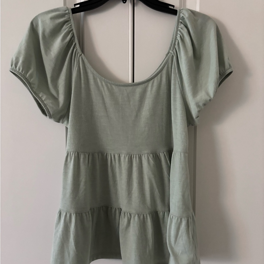 Macy's Green Puff Sleeve Tiered Blouse